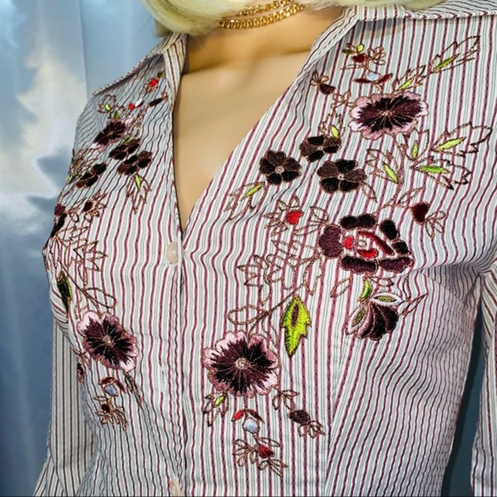 Express embroidered button down - Picture 4 of 15